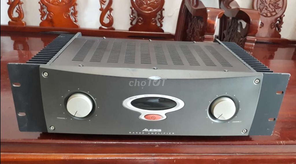 POWER PHÒNG THU MỸ ALESIS RA-500 HẾT SỐ