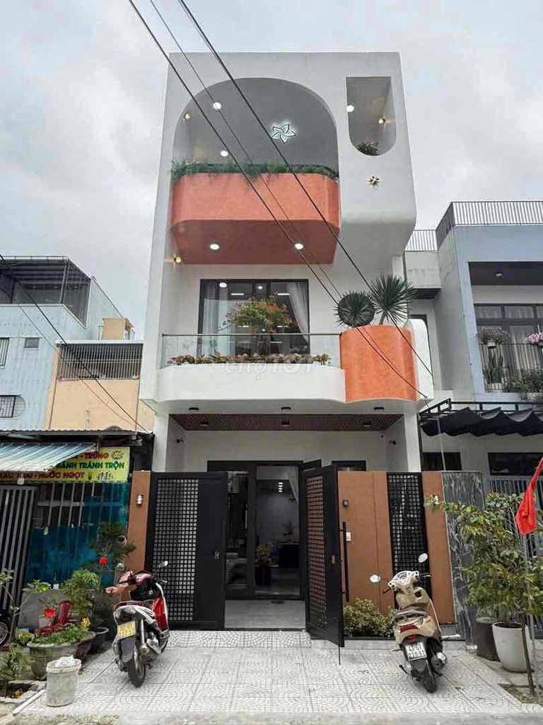 Bán nhà 3 tầng MT Hoà Phú 3 Hoà Minh Liên Chiều Sát Quận