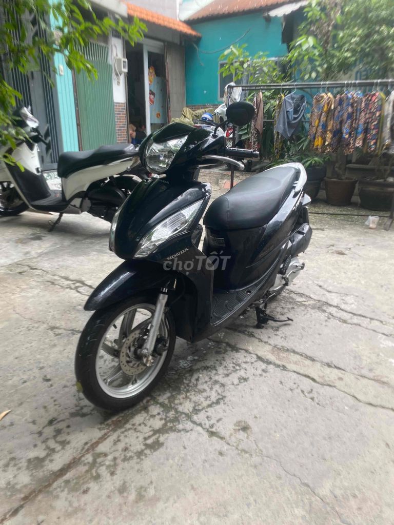 honda vison ngay chủ sang tên được chưa bung