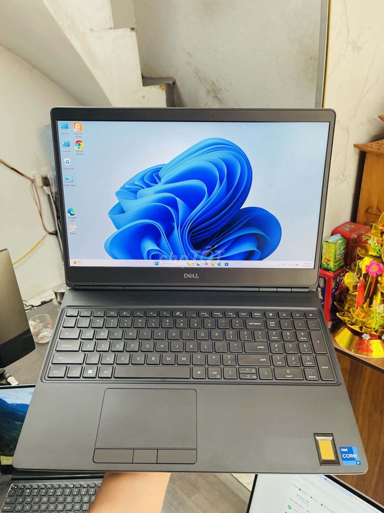 Dell Precision 7560 i7-11850H/16GB/512G/A2000. Mua bán Laptop tại Quận Hà Đông Hà Nội được đăng bởi Đào Văn Việt hình 1