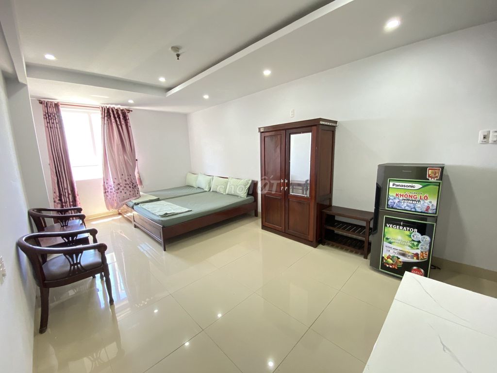 Căn hộ view biển - full nội thất - xách vali vào ở ngay