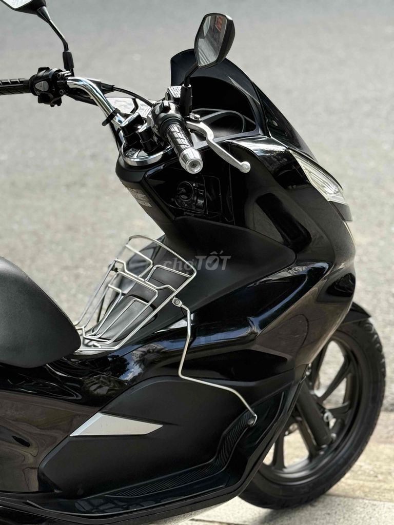 cần bán xe PCX 2019 đẹp ken lốp rin theo xe. Mua bán Xe máy tại Quận Cẩm Lệ Đà Nẵng được đăng bởi SƠN THỊNH  hình 9