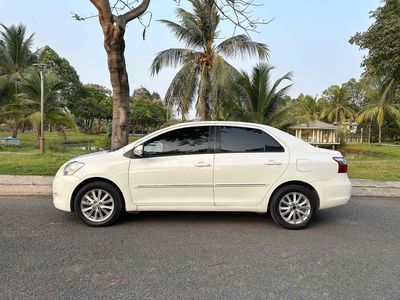 Toyota Vios G 2011 Trắng 120.000 km