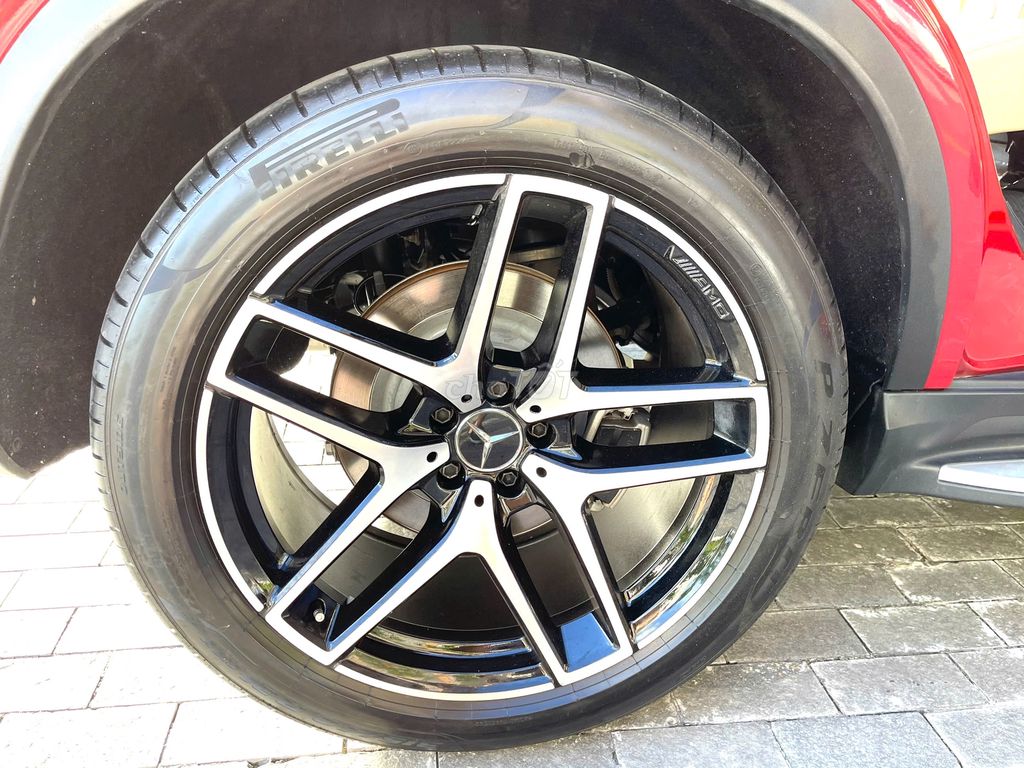 Mercedes GLE 43 AMG 4Matic màu đỏ. Mua bán Ô tô tại Quận 5 Tp Hồ Chí Minh được đăng bởi Phạm Khang hình 15