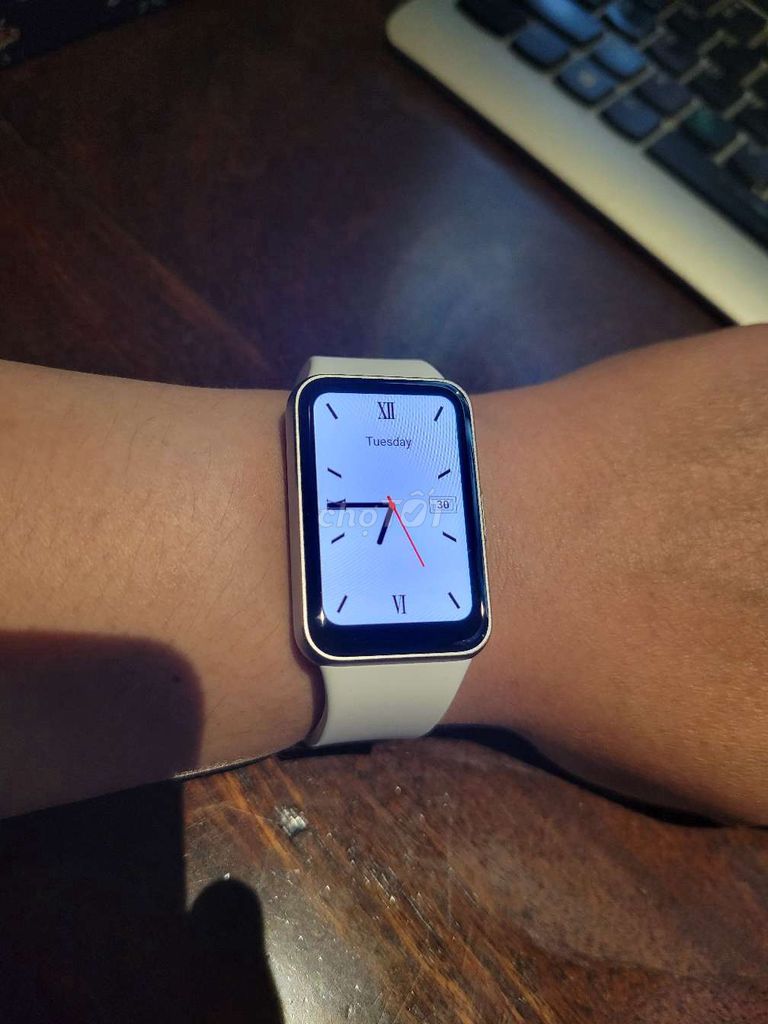 Đồng hồ thông minh Samsung Fit 3 Trắng 99%. Mua bán Thiết bị đeo thông minh tại Quận 1 Tp Hồ Chí Minh được đăng bởi Minh Phan hình 1