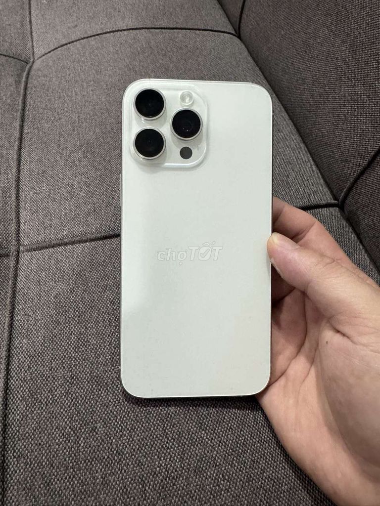 iPhone 15 Pro Max 256GB Trắng VN/A. Mua bán Điện thoại tại Huyện Lộc Ninh Bình Phước được đăng bởi TẤN KHANG hình 1