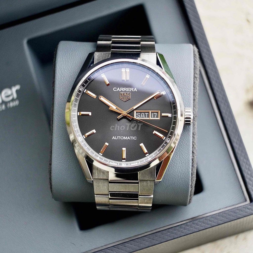 Tag Heuer Carrera Day-Date WBN2013.BA0640. Mua bán Đồng hồ tại Quận Tây Hồ Hà Nội được đăng bởi Anh Tuan Tran hình 1