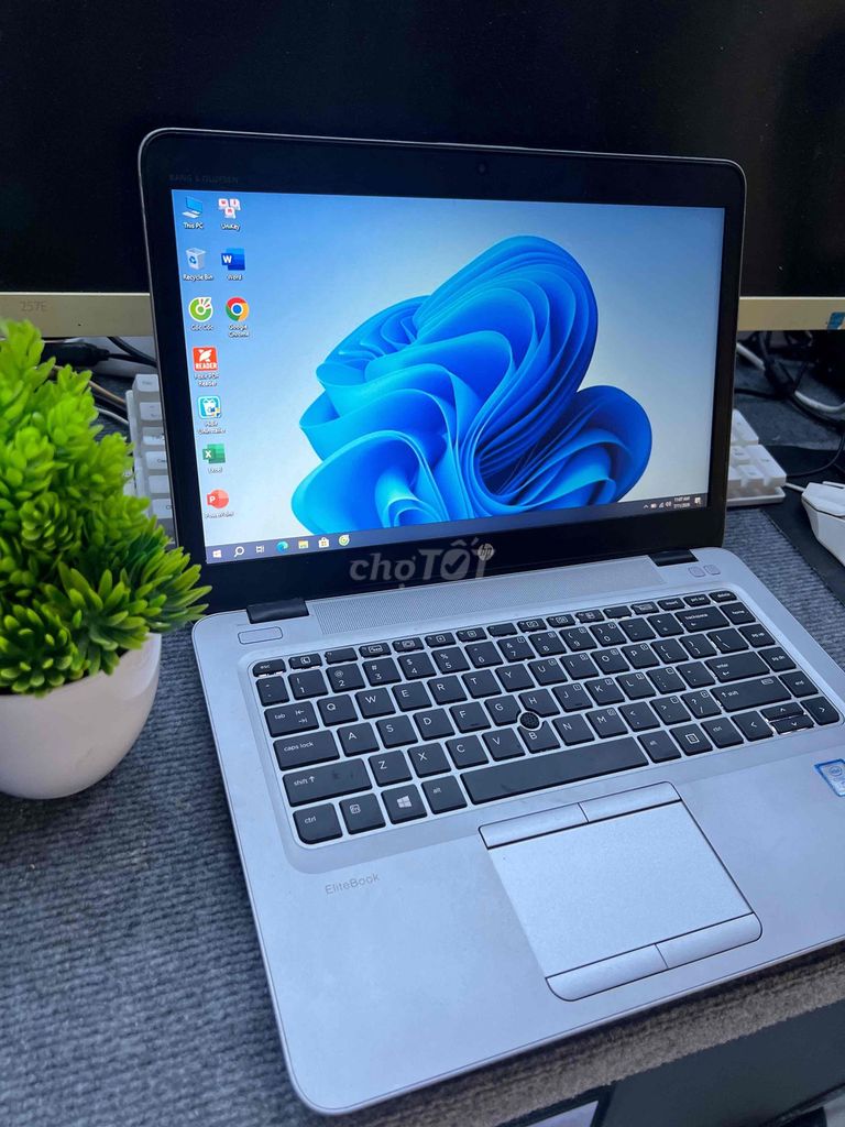 HP Pavilion i5 Gen6 4GB/112GB Bạc. Mua bán Laptop tại Thành phố Huế Thừa Thiên Huế được đăng bởi vi tính thanh tuấn hình 1