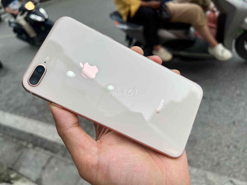Bán/giao lưu iPhone 8 Plus 64GB đẹp pin new. Mua bán Điện thoại tại Quận Hoàng Mai Hà Nội được đăng bởi VANH AT Mobile Hitech 766 Trương Định HN hình 1