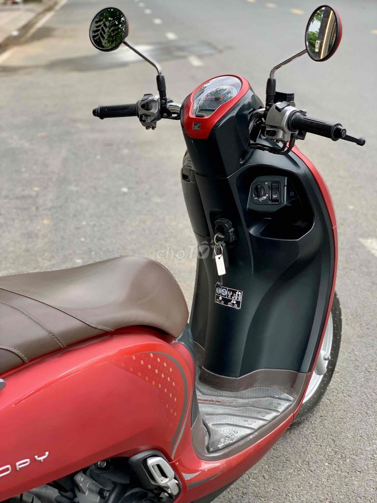 Honda Scoopy 2024 nhập Indo đỏ nhám chính chủ BSTP. Mua bán Xe máy tại Thành phố Thủ Đức Tp Hồ Chí Minh được đăng bởi Khương Phan hình 5
