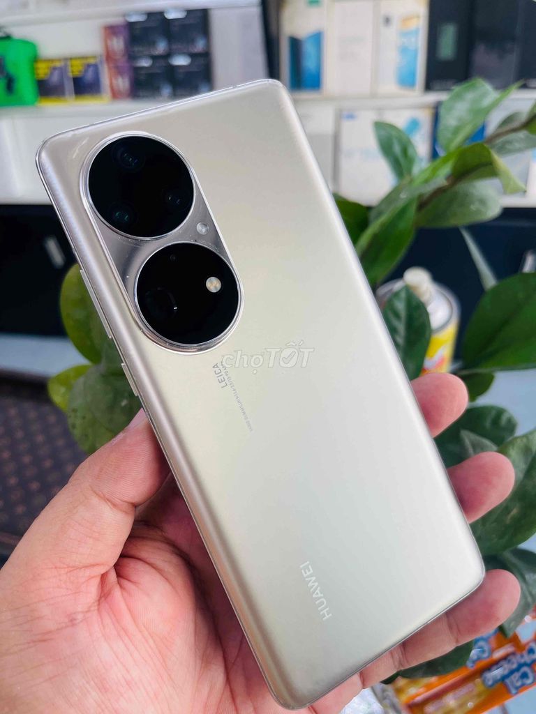 Huawei P50 Pro 5G 256GB Vàng. Mua bán Điện thoại tại Quận Liên Chiểu Đà Nẵng được đăng bởi phượng hình 1