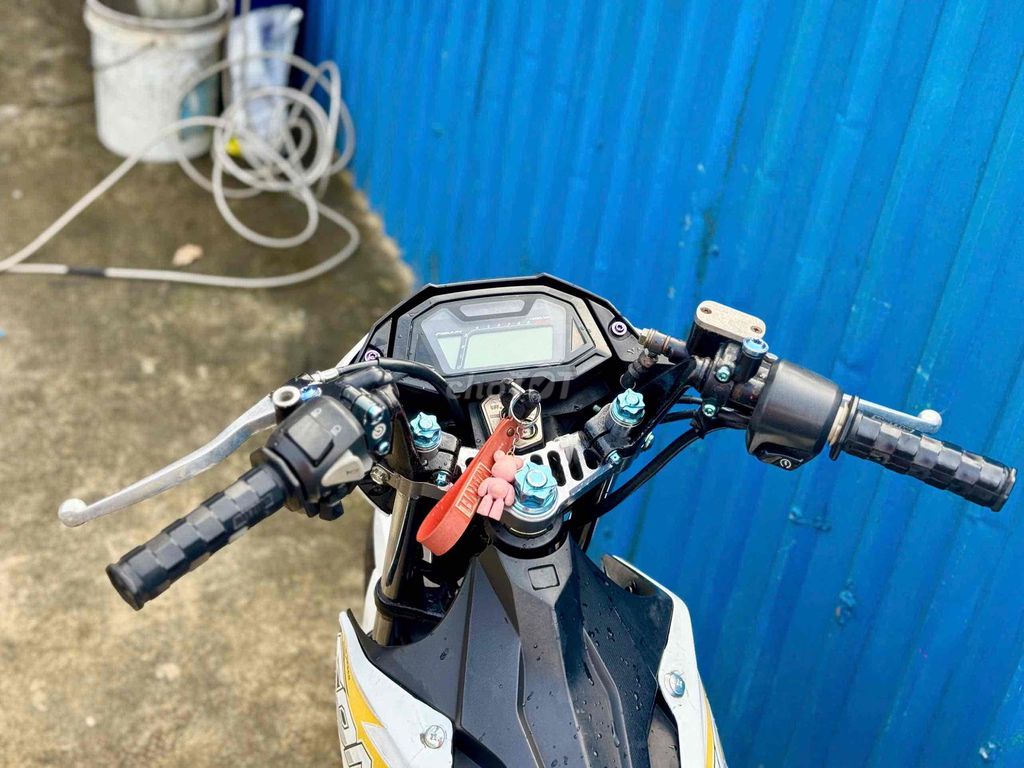 cần bán. Mua bán Xe máy tại Thành phố Thuận An Bình Dương được đăng bởi Bảo Trân hình 1