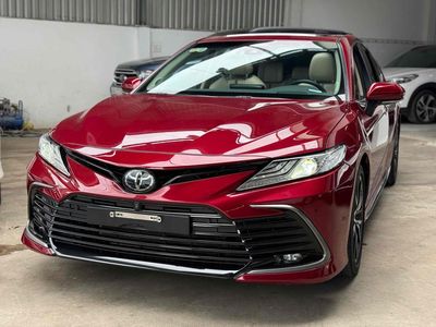 Toyota Camry 2022 2.5 Q - 42000 km. Mua bán Ô tô tại Thành phố Thủ Đức Tp Hồ Chí Minh được đăng bởi Long Auto Vạn Phúc