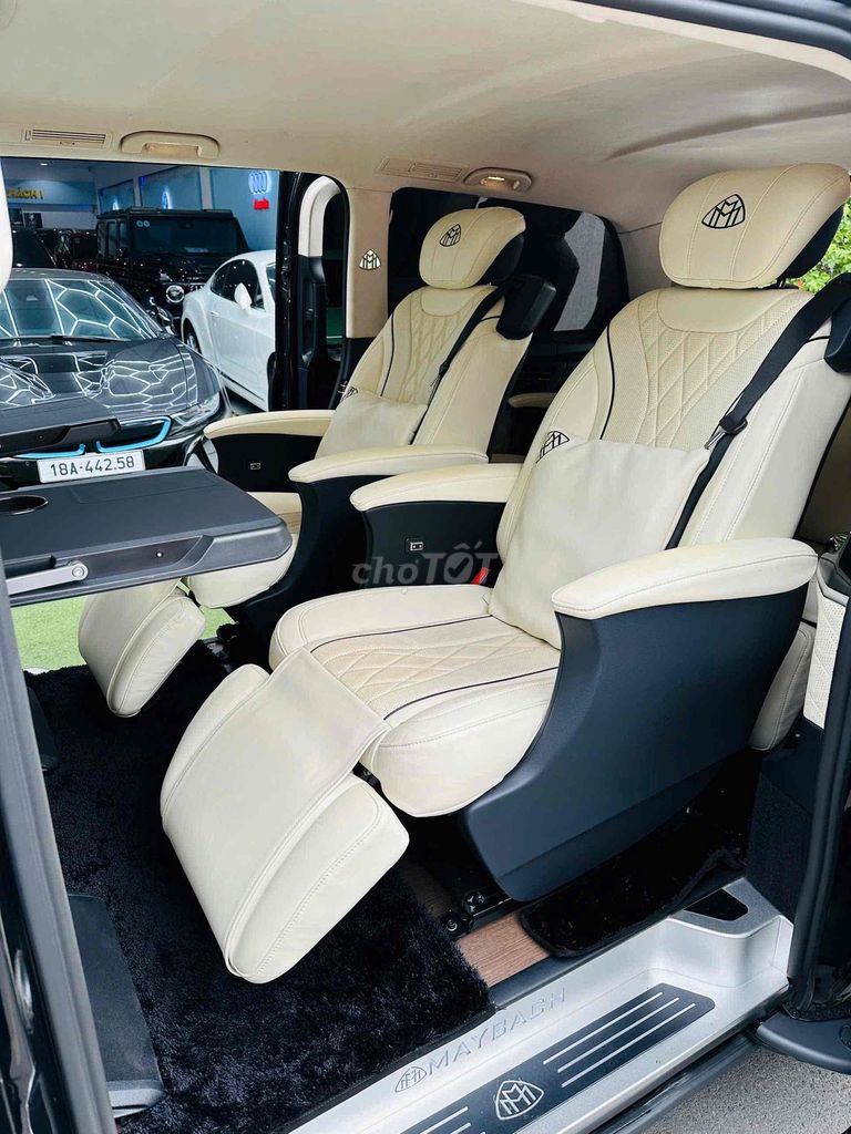 Mercedes Benz  V250 Up full maybach model 2022. Mua bán Ô tô tại Quận 8 Tp Hồ Chí Minh được đăng bởi Hồng Phúc hình 8