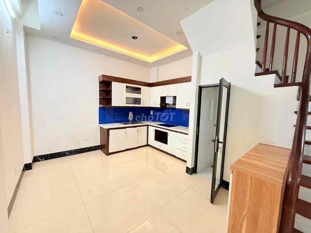 Lô Góc Cầu Giấy 60m2 - 5 Tầng - Ngõ Thông - Kinh Doanh - Giá 11 Tỷ TL Phố Dương Quảng Hàm, Phường Quan Hoa, Quận Cầu Giấy, Hà Nội Quận Cầu Giấy Hà Nội