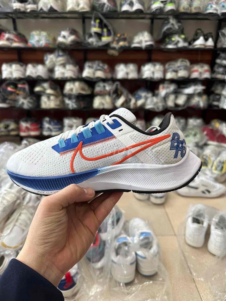 nike zoom pegasus 38 mời ae ạ