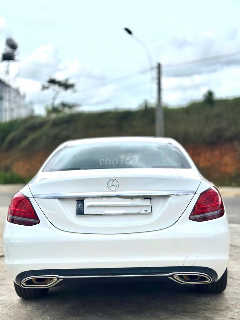 Mercedes Benz C200 2019 - 61000 km. Mua bán Ô tô tại Thành phố Đà Lạt Lâm Đồng được đăng bởi Sỹ Thiên Kim Nguyễn hình 8