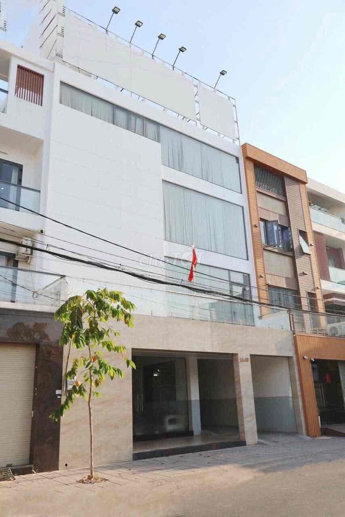 Аренда · 7 комн. · 200 м² · Quận Bình Tân, ул. Đường Số