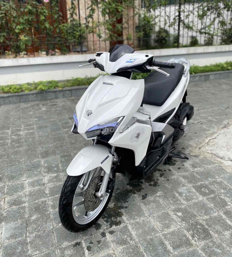 Cần bán air blade 2017 zin  có cccd chủ xe. Mua bán Xe máy tại Quận Lê Chân Hải Phòng được đăng bởi Khánh Vy hình 1