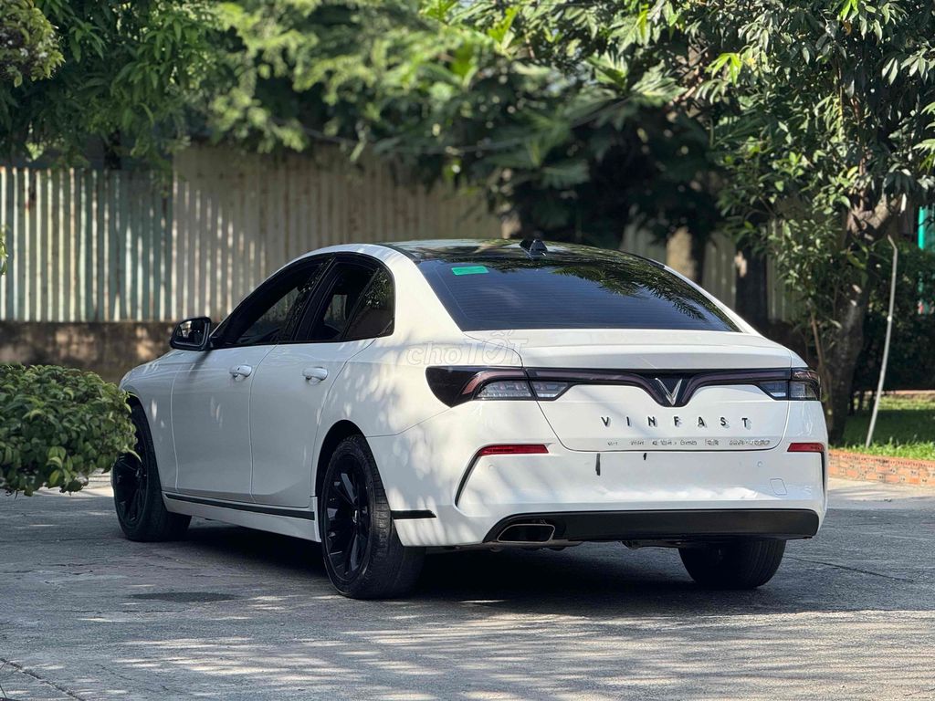 Ban VinFast Lux A2.0 2022 A2.0 Tiêu chuẩn. Mua bán Ô tô tại Thành phố Thủ Đức Tp Hồ Chí Minh được đăng bởi Hoàng Gia Auto hình 4