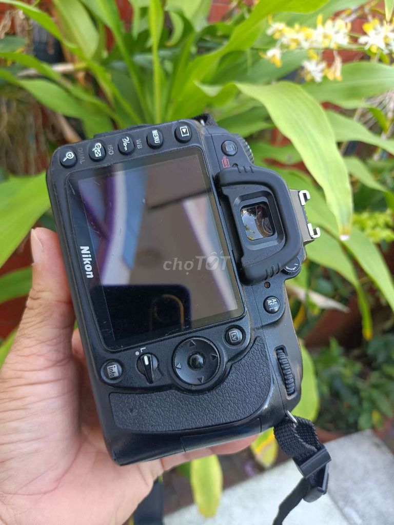 Máy ảnh Nikon D90 18-135mm Đen. Mua bán Máy ảnh, Máy quay tại Thành phố Long Xuyên An Giang được đăng bởi Lý Phước Hảo hình 1