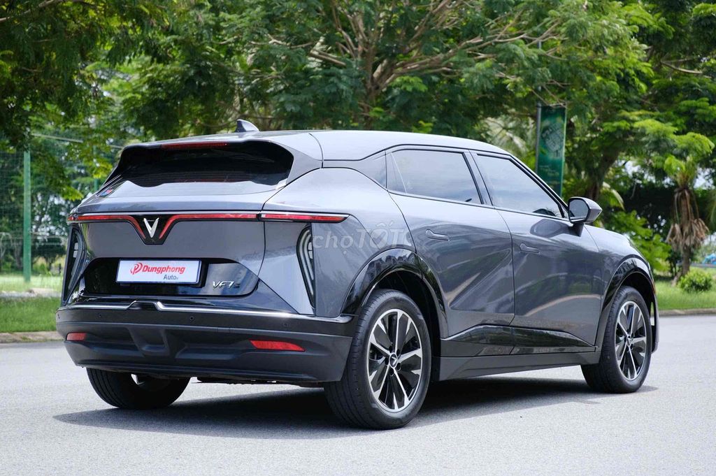 VinFast VF7 Eco- 2024 - Odo11000 km. Mua bán Ô tô tại Thành phố Thủ Đức Tp Hồ Chí Minh được đăng bởi Khương Duy Ô Tô Lướt hình 8