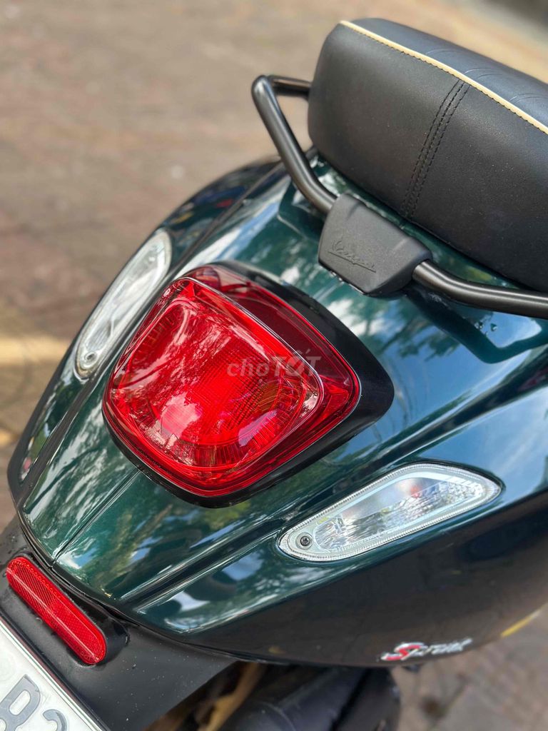 Piaggio Vespa Sprint 2021 Xanh lá. Mua bán Xe máy tại Thành phố Pleiku Gia Lai được đăng bởi Xe Máy Nguyễn Vũ Gialai hình 14