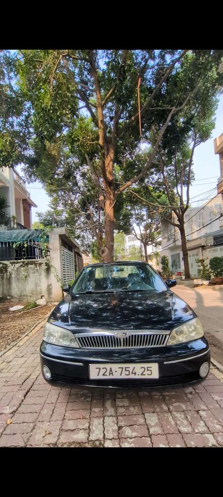 Ford Laser 2002 1.6 МКПП черный