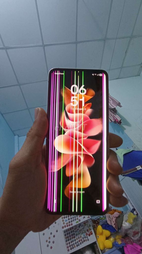 Samsung Z Flip 3 5G 128GB Trắng. Mua bán Điện thoại tại Huyện Bình Chánh Tp Hồ Chí Minh được đăng bởi tường san hình 1