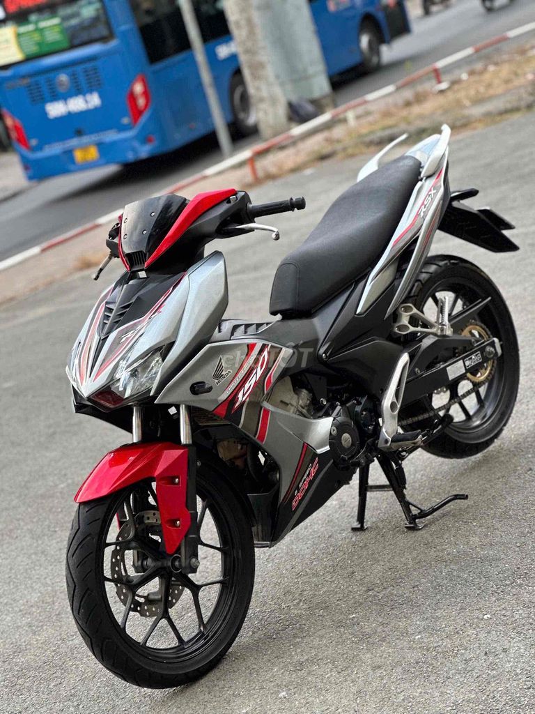 АВТОРЫ-ВЛАДЕЛЬЦЫ HONDA WINNER X V2