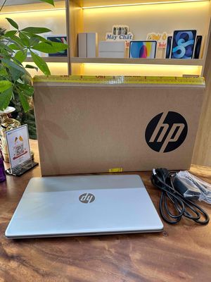 Laptop HP 15s-fq5231 TU 15.6” i3/8/256GB New