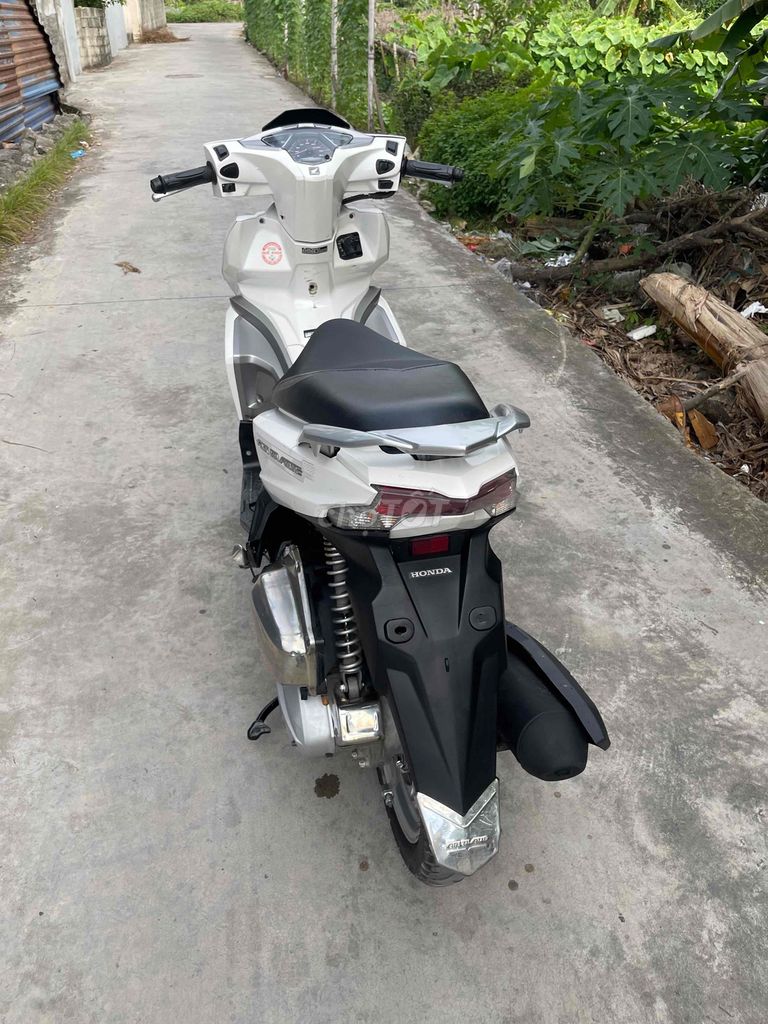 Cần bán ab 2016 máy zin 1 chủ hìh thức đẹp. Mua bán Xe máy tại Quận Kiến An Hải Phòng được đăng bởi Đức Anh  hình 5