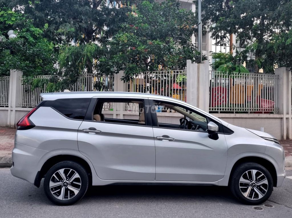 Mitsubishi Xpander 1.5 MT 2020 Xám bạc. Mua bán Ô tô tại Quận 12 Tp Hồ Chí Minh được đăng bởi Xuân Trường hình 2