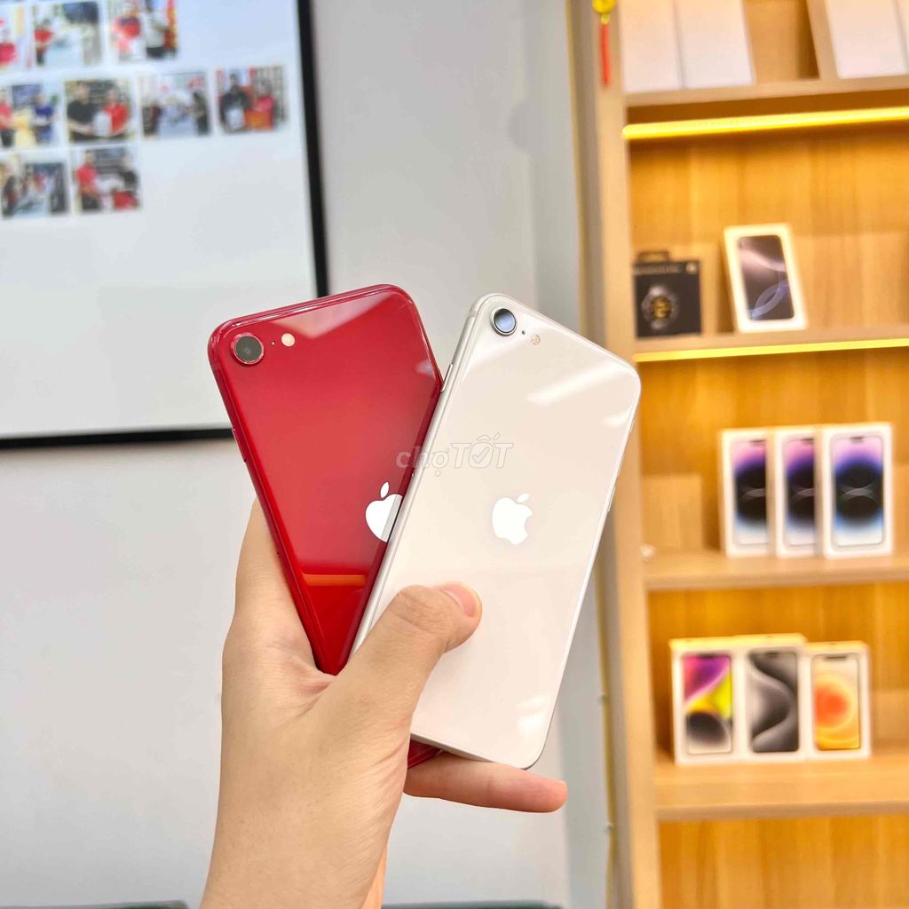 🔥iPhone SE 2022 nhỏ gọn chip khoẻ giá rẻ🔥. Mua bán Điện thoại tại Quận Hải An Hải Phòng được đăng bởi Nguyễn Hương Giang hình 1
