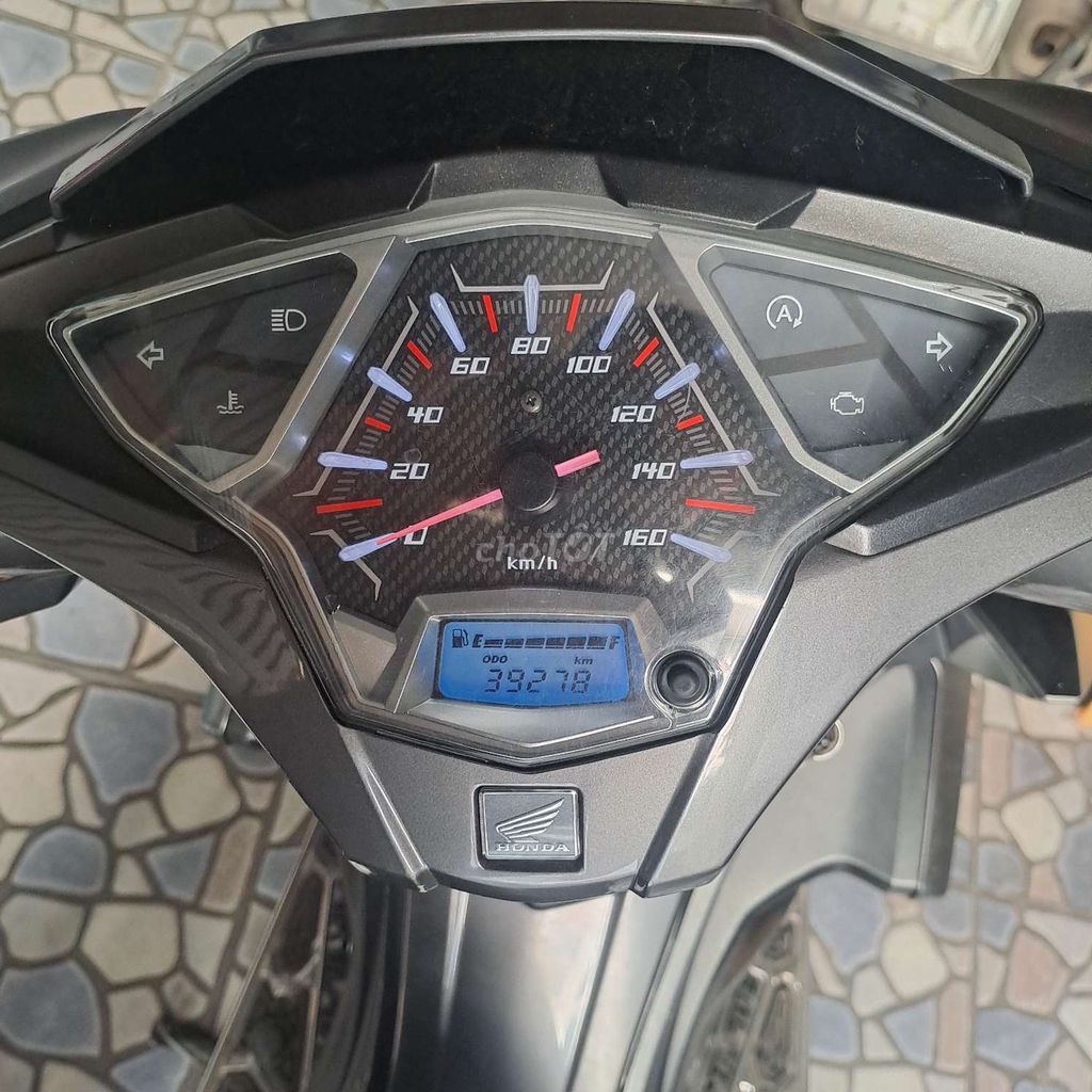 Bán xe honda tay ga air blade Fi 125cc. Mua bán Xe máy tại Huyện Hoài Đức Hà Nội được đăng bởi Sơn Lê hình 1