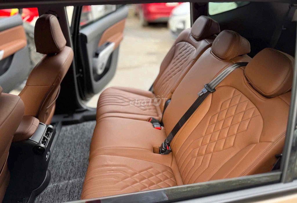 LIMO GREEN VAY DỄ, BAO HS KHÓ, BANK 90%. Mua bán Ô tô tại Quận Tân Bình Tp Hồ Chí Minh được đăng bởi Kỳ Nguyễn VinFast hình 9