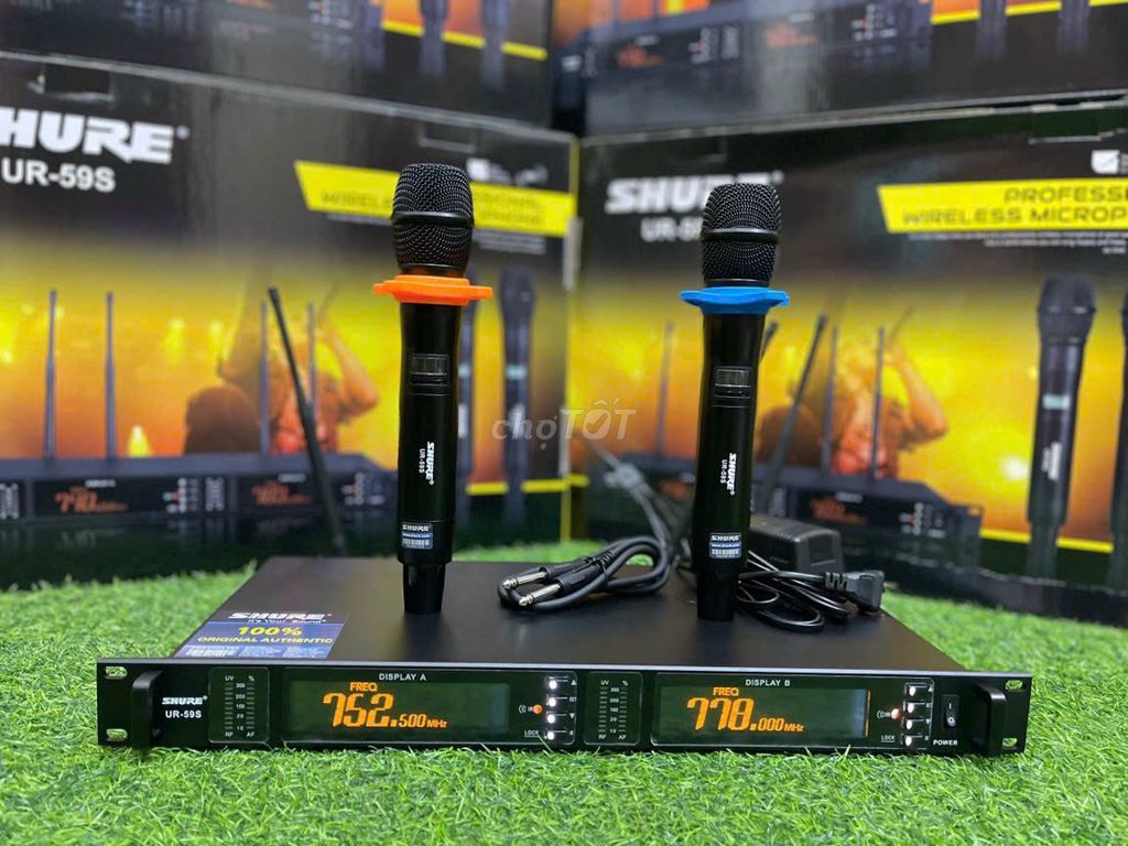 Mic Không Dây SHUR UR 59S Hát Nhẹ,Hút Tốt,Cao Cấp. Mua bán Tivi, Âm thanh tại Quận Nam Từ Liêm Hà Nội được đăng bởi TQ AUDIO hình 1