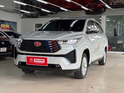 Toyota Innova Cross 2.0V 2025
