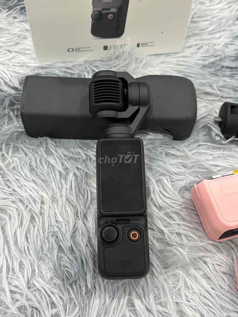 Máy quay phim DJI Pocket 3 Combo Đen Đã sử dụng. Mua bán Máy ảnh, Máy quay tại Quận 5 Tp Hồ Chí Minh được đăng bởi Phan Thế Phong  hình 1
