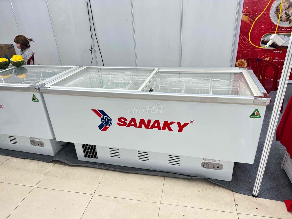Tủ đông sanaky kính kéo. Mua bán Tủ lạnh tại Quận Liên Chiểu Đà Nẵng được đăng bởi Toni đmđ hình 1