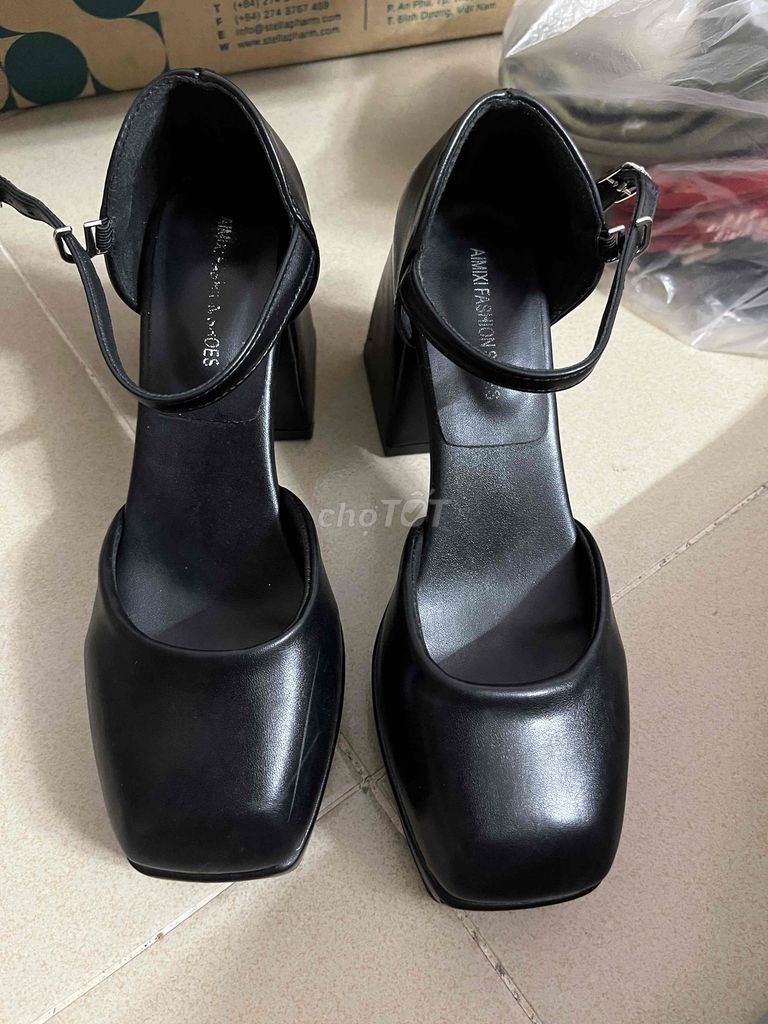 Giày cao gót Nữ mũi vuông Đen 9cm. Mua bán Giày dép tại Quận Bình Thạnh Tp Hồ Chí Minh được đăng bởi Yến Nhi hình 1