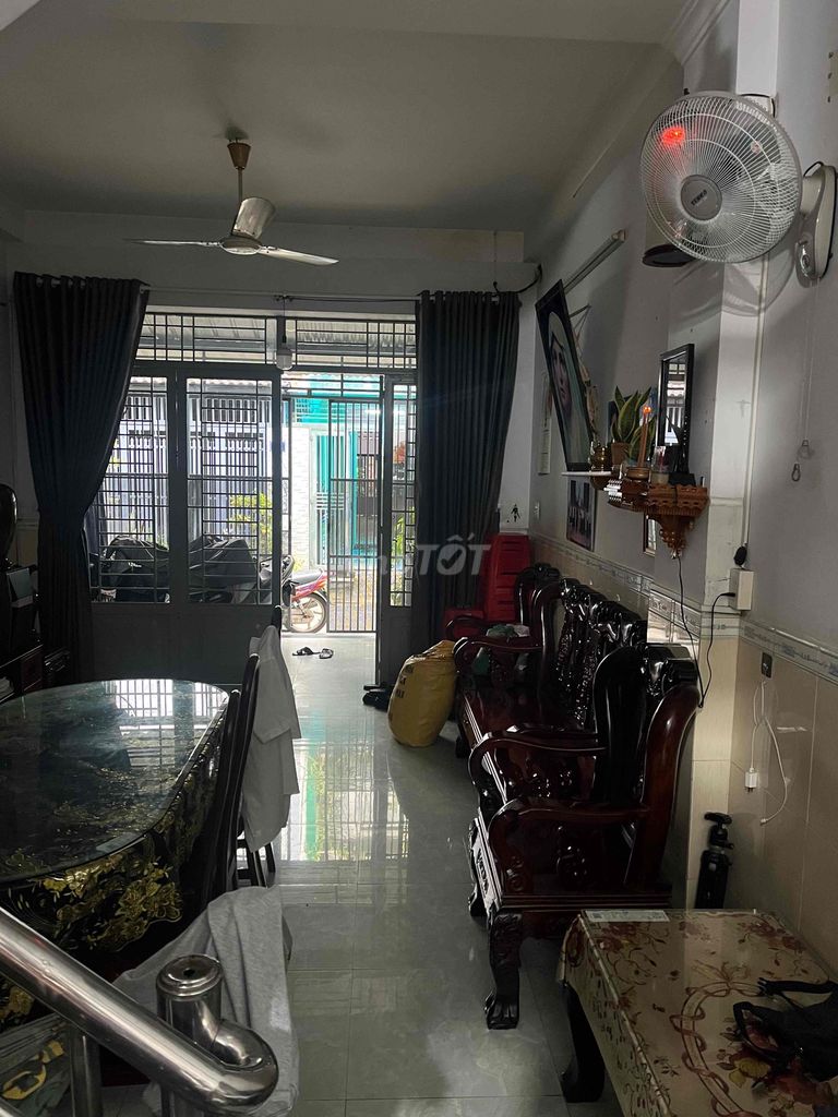 Bán căn mặt tiền đường Hoàng Văn Hoè - Quận Tân Phú , tp HCM. Mua bán nhà ở tại Quận Tân Phú Tp Hồ Chí Minh được đăng bởi Gia Cát Tiên Sinh hình 3