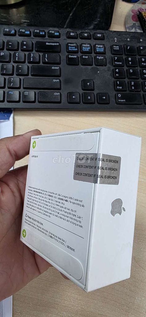 Apple AirPods 4 Trắng Nguyên seal. Mua bán Tivi, Âm thanh tại Quận 3 Tp Hồ Chí Minh được đăng bởi Anh Minh hình 1