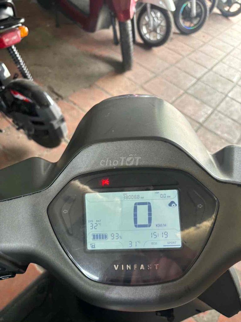 Xe máy điện VinFast Klara S1 Xám. Mua bán Xe điện tại Quận Tân Phú Tp Hồ Chí Minh được đăng bởi PHẠM TUẤN MUA BÁN XE ĐIỆN hình 2