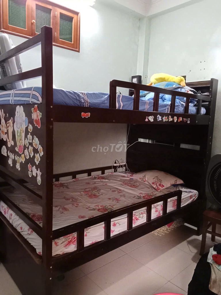 Giường tầng gỗ thịt nâu hộc kéo đã sử dụng. Mua bán Giường, chăn ga gối nệm tại Quận Tây Hồ Hà Nội được đăng bởi Trần Xuân hình 1