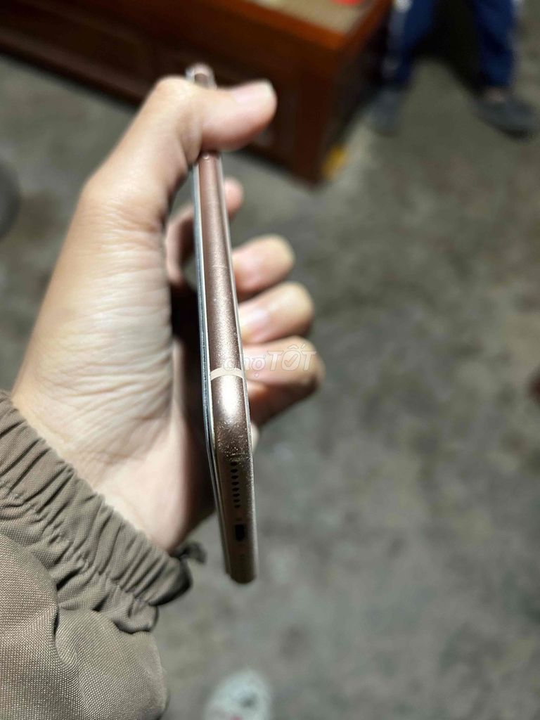 Iphone 8 plus. Mua bán Điện thoại tại Huyện Hòa Vang Đà Nẵng được đăng bởi Hoang Nguyen hình 1