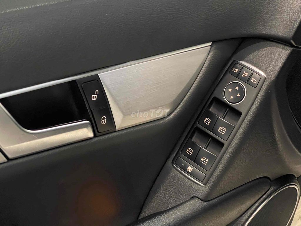 Mercedes Benz C Class 2012 - 56000 km. Mua bán Ô tô tại Thành phố Thái Nguyên Thái Nguyên được đăng bởi Hồng Phương Auto  Auto 597 hình 11