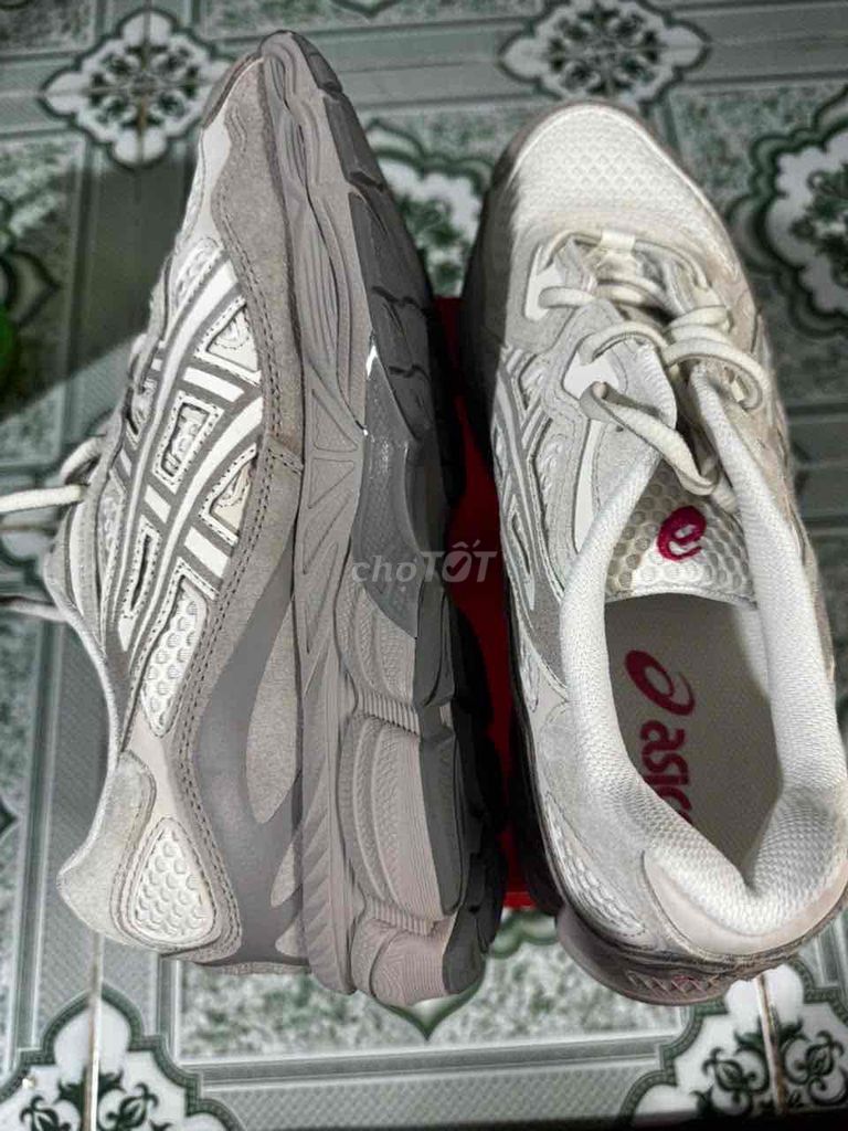 Giầy Asics - Chính hãng