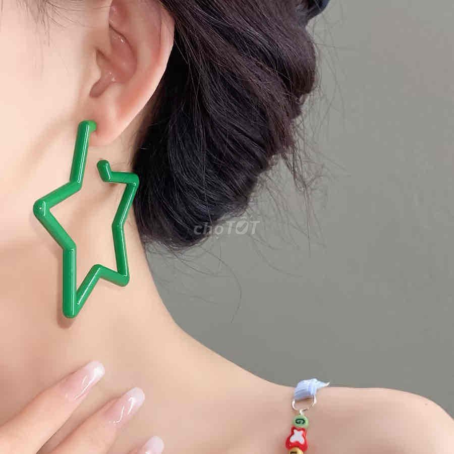 Hoa tai ngôi sao 10k. Mua bán Phụ kiện thời trang khác tại Quận 7 Tp Hồ Chí Minh được đăng bởi Gấm hình 1