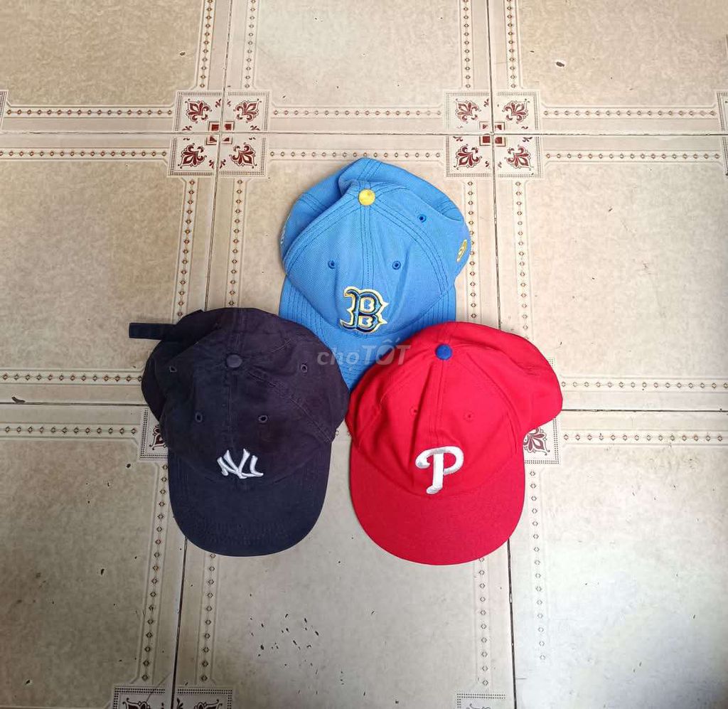 Bán nón hiệu Kid : 2 Mlb + 1 New Era ( mới cao )